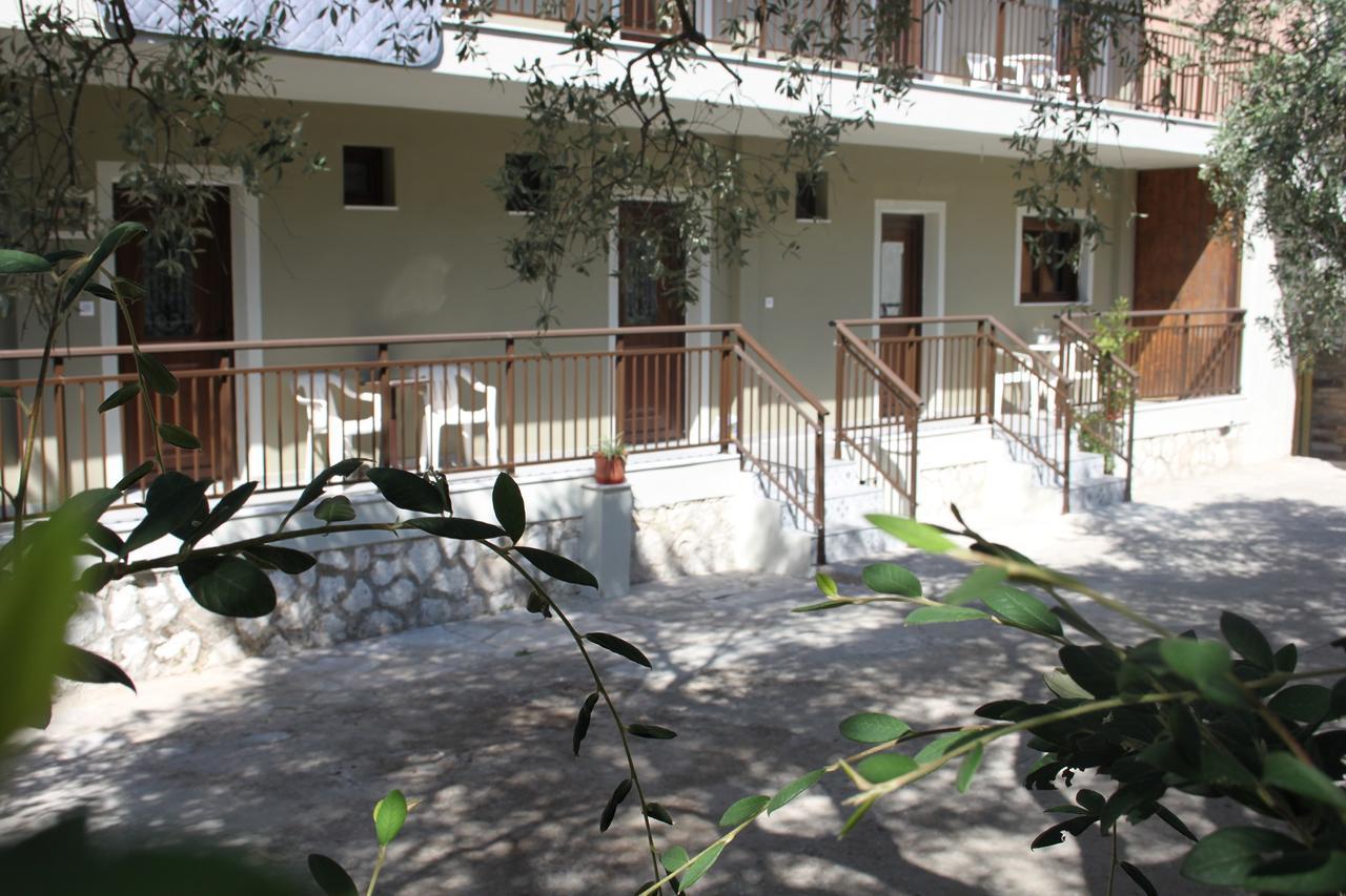 House Ekton Aparthotel Pefkári Kültér fotó